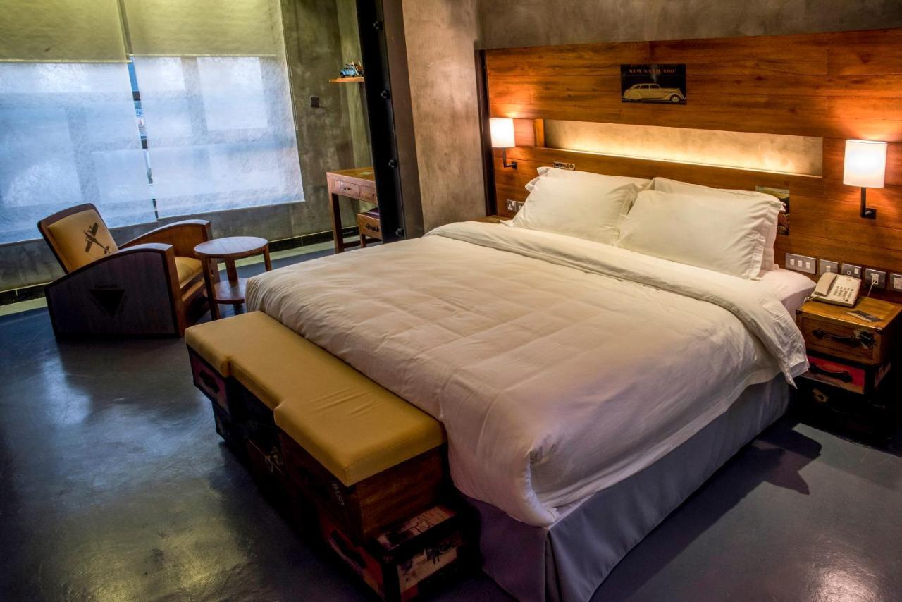 Flowery Holiday Suites Kuwait City Ngoại thất bức ảnh