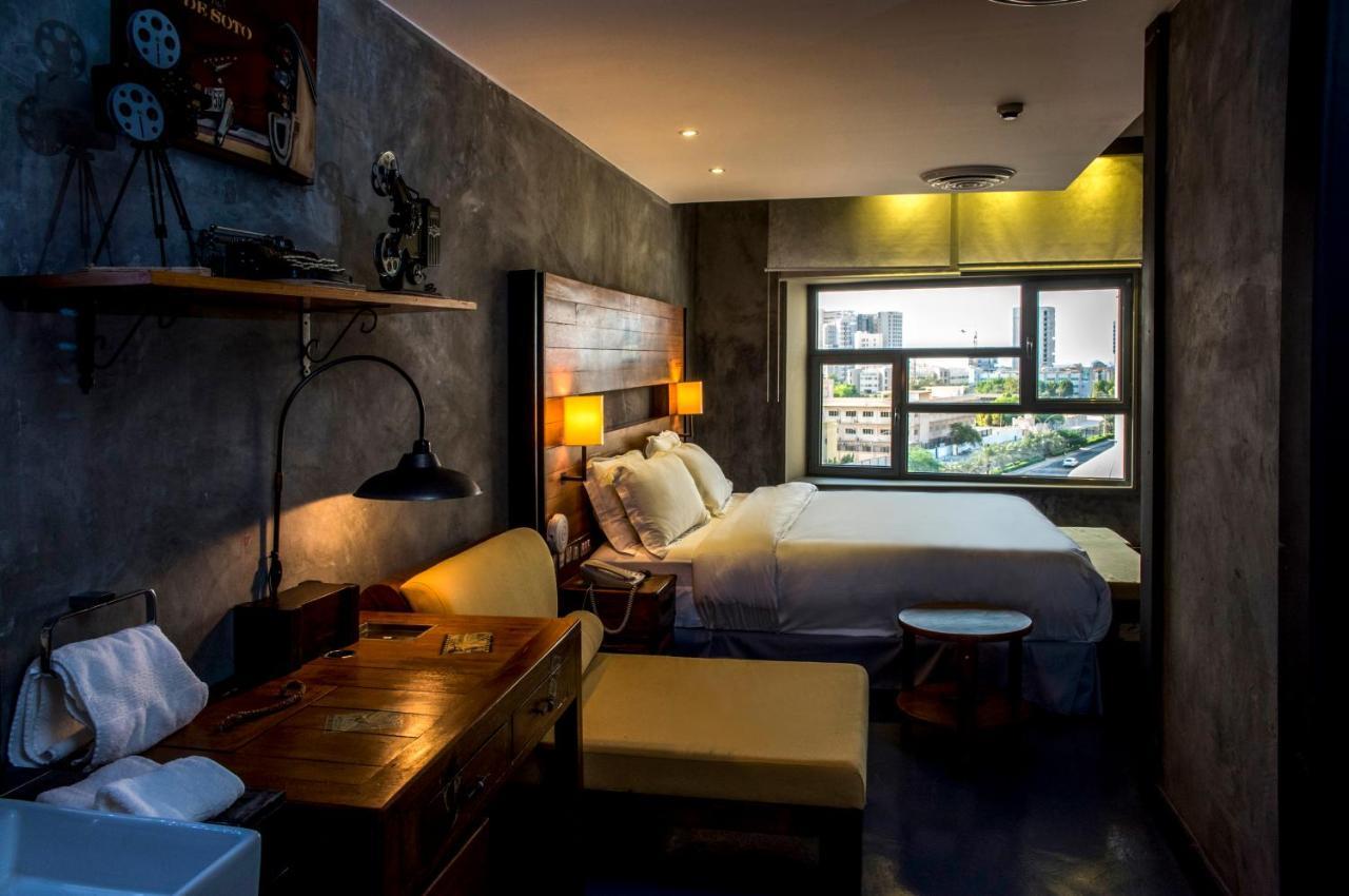 Flowery Holiday Suites Kuwait City Ngoại thất bức ảnh